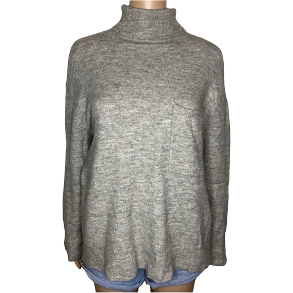 OAK + FORT Solid Gray Oversized Long Sleeve Turtleneck Sweater W/ Front Pocket - Picture 1 of 7